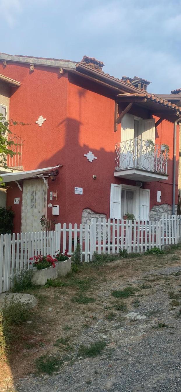 Jolie Petite Maison Chez Barbara Garbagna Exterior foto